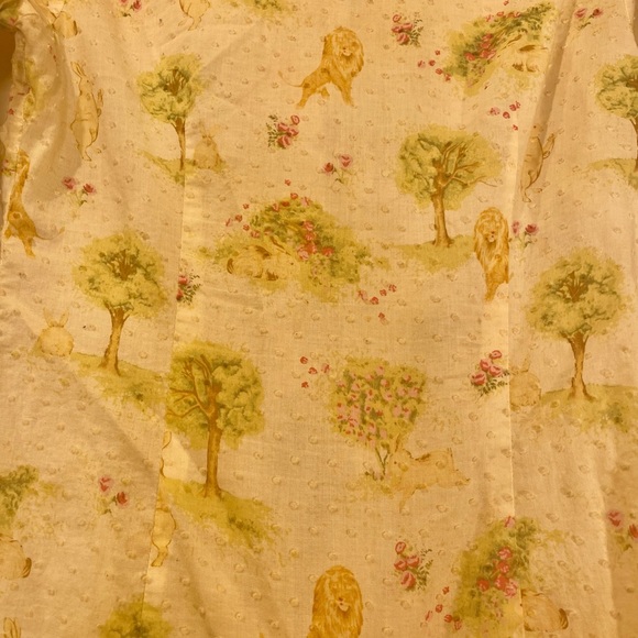 Adorable, printed blouse from Anthropologie size 6 - Picture 7 of 7